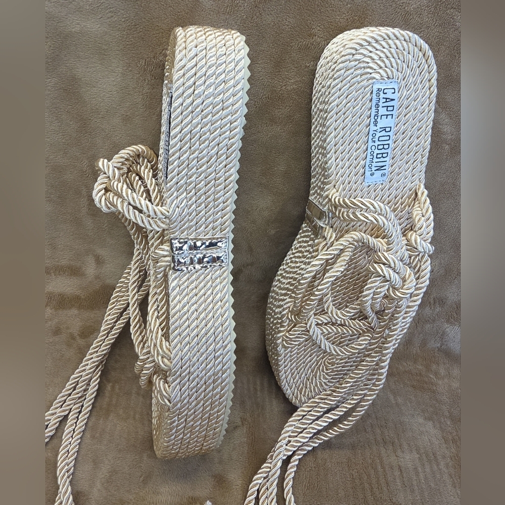 Cape Robbin Thick Braided Rope Sandals Wedge Size 7 Beige Loop Around Foot
